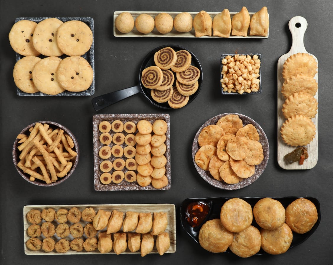 Mathri & Snacks